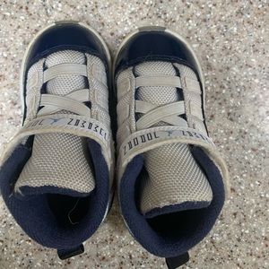 Nike Jordan 11 “win like ‘82” toddler sneakers